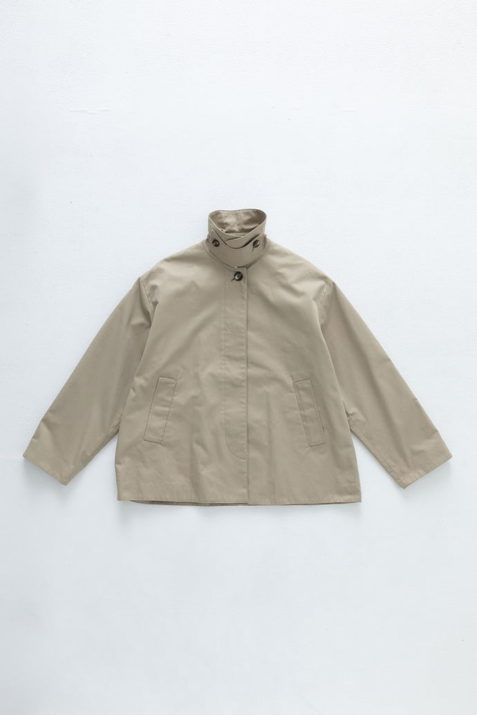 The Kyanite Jacket Beige