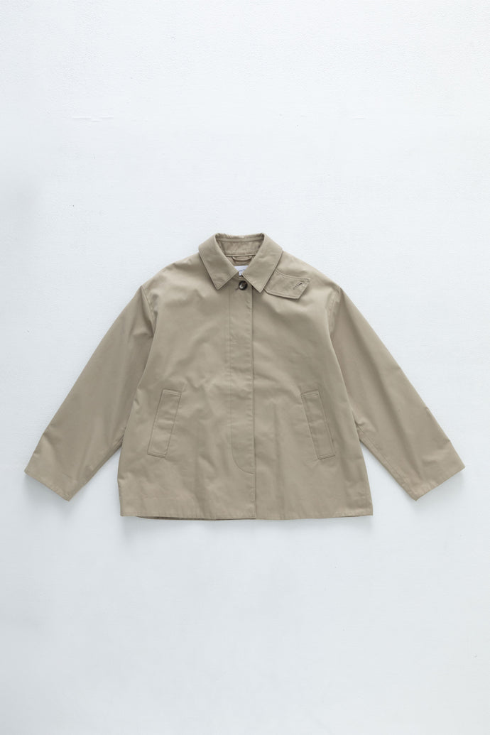The Kyanite Jacket Beige