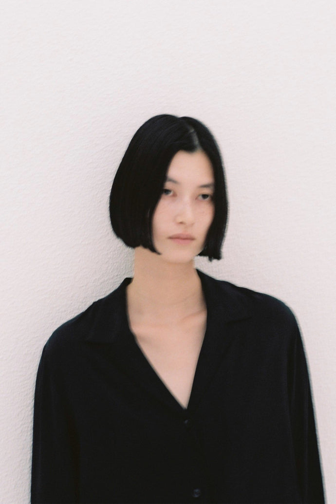 The Sea Blue Chalcedony Jacket Black